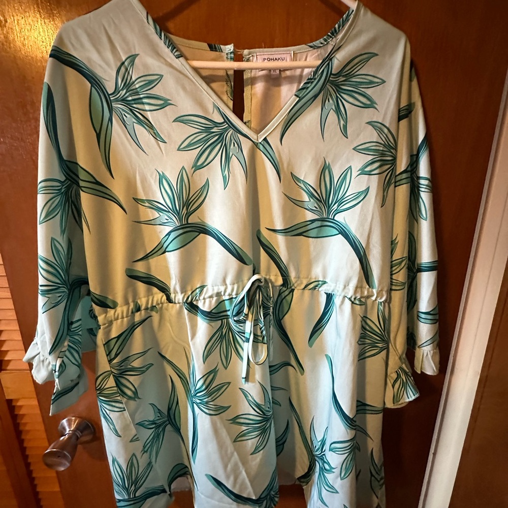 Pohaku Hawaii XL Romper (Very Short)